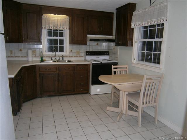 53 Cedar St, Newington, CT 06111