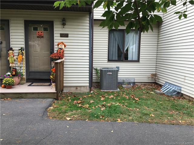123 Cottonwood Rd, Newington, CT 06111