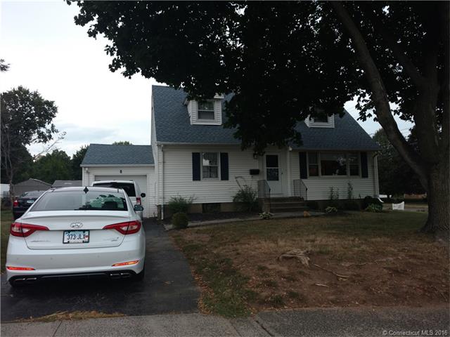 8 Reservoir Rd, Newington, CT 06111