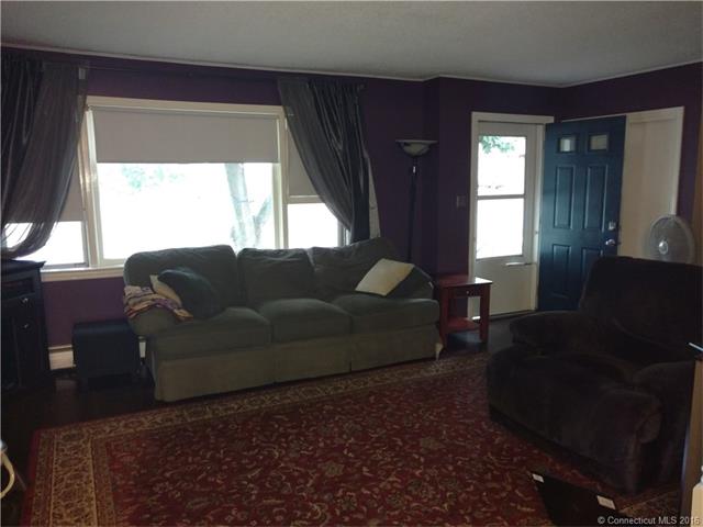 8 Reservoir Rd, Newington, CT 06111