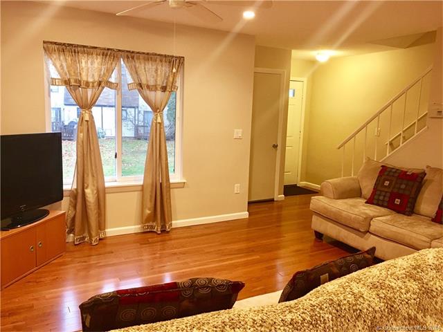159 Cottonwood Rd, Newington, CT 06111