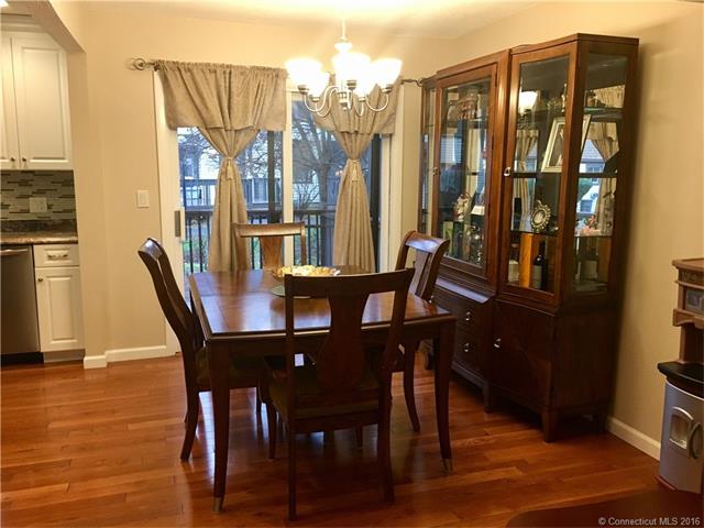 159 Cottonwood Rd, Newington, CT 06111