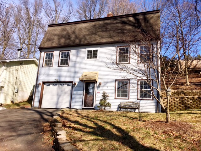 172 Carr Ave, Newington, CT 06111