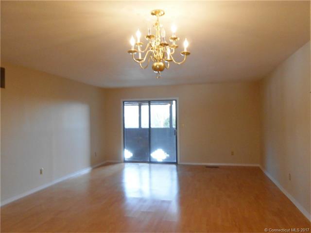 149 Webster Ct, Newington, CT 06111
