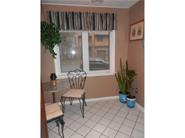 107 Hunters Ln, Newington, CT 06111