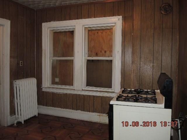 76 Lenox St, Hartford, CT 06112