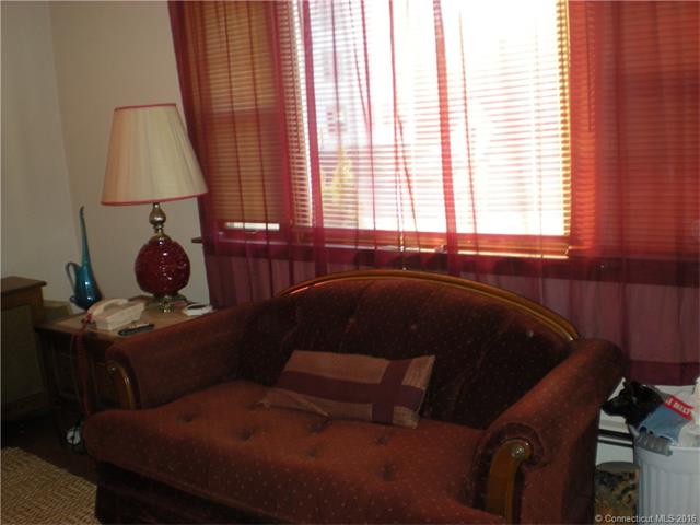 830Garden St, Hartford, CT 06112