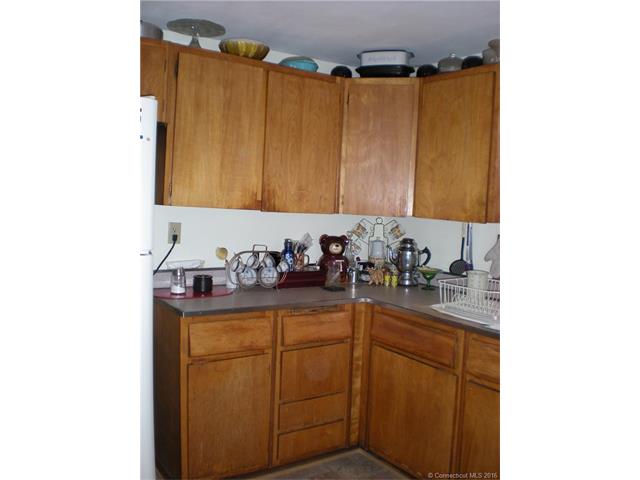 830Garden St, Hartford, CT 06112