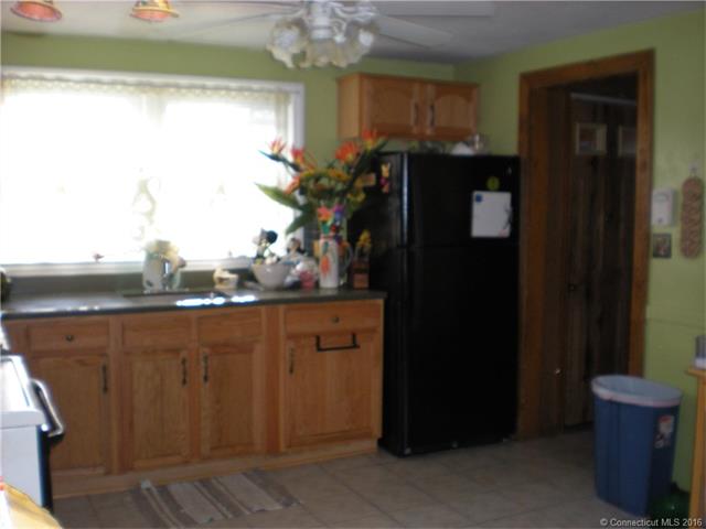 216Westminster St, Hartford, CT 06112