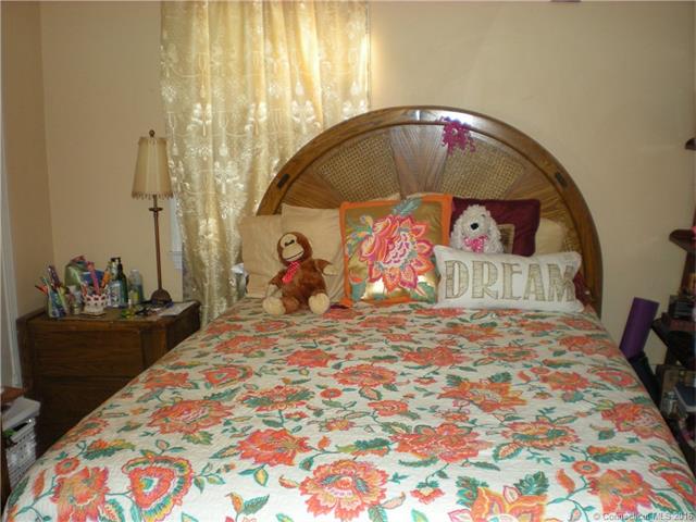 216Westminster St, Hartford, CT 06112
