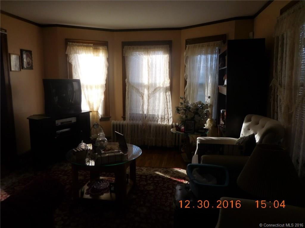 141 Euclid St, Hartford, CT 06112