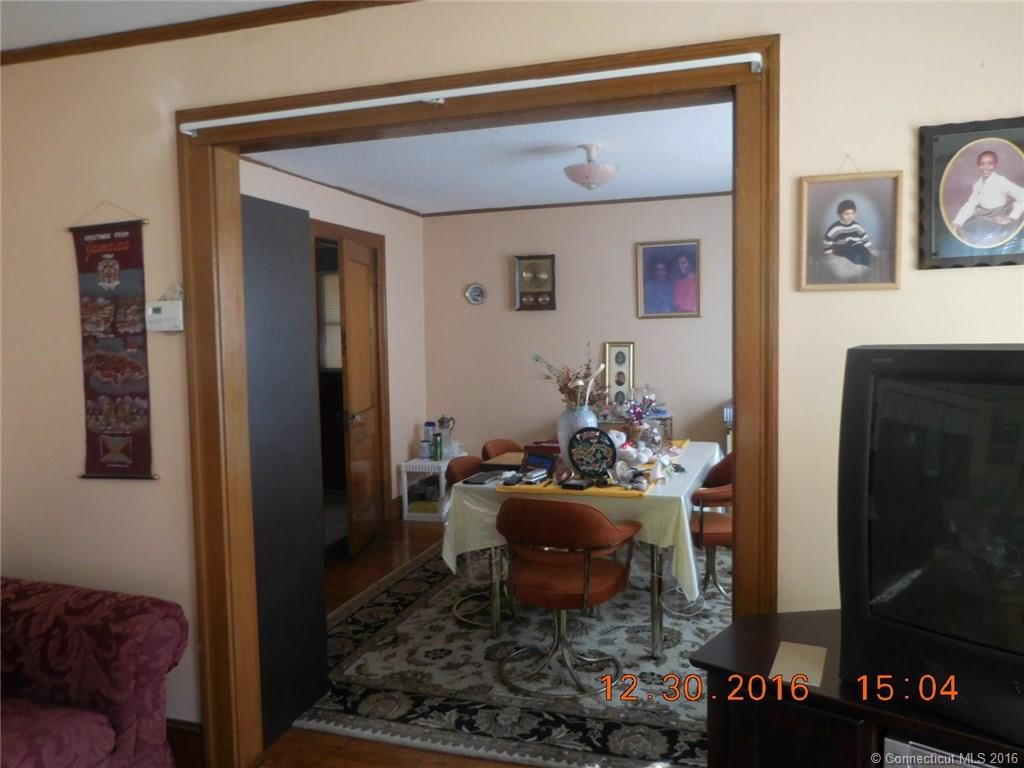 141 Euclid St, Hartford, CT 06112