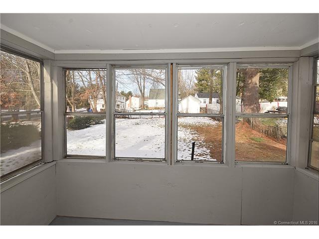 210 Burnham St, Hartford, CT 06112