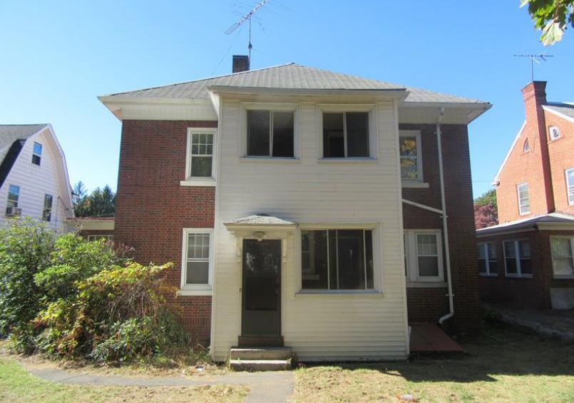 42 Canterbury St, Hartford, CT 06112