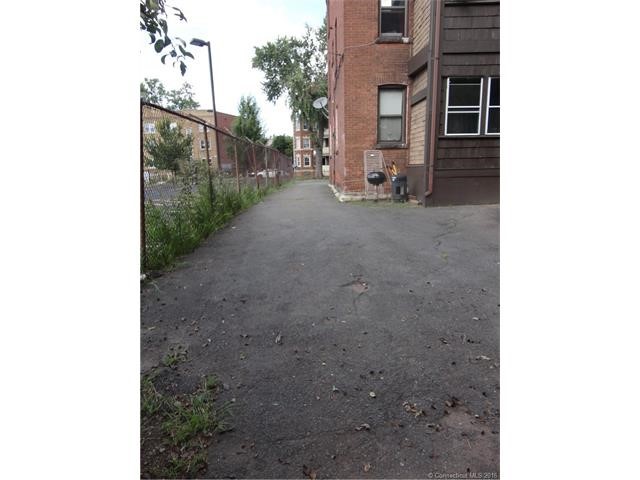 203Homestead Ave, Hartford, CT 06112