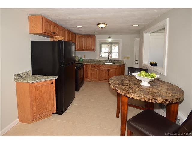 210 Burnham St, Hartford, CT 06112