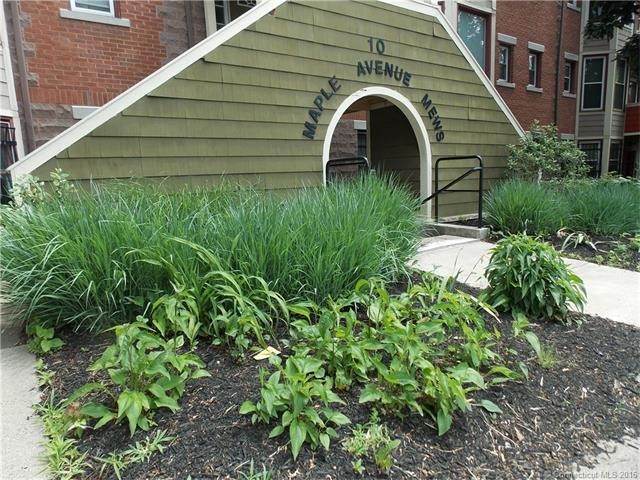 10Franklin Ave #F, Hartford, CT 06114