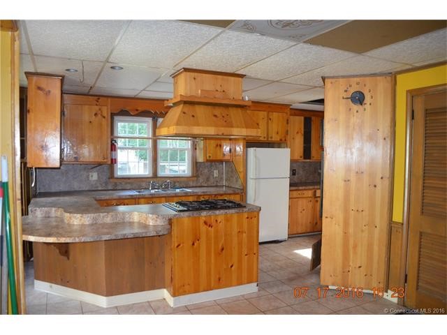 99Whitmore St, Hartford, CT 06114