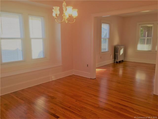 42 Montowese St, Hartford, CT 06114