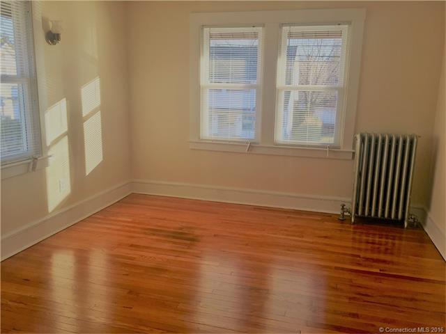 42 Montowese St, Hartford, CT 06114