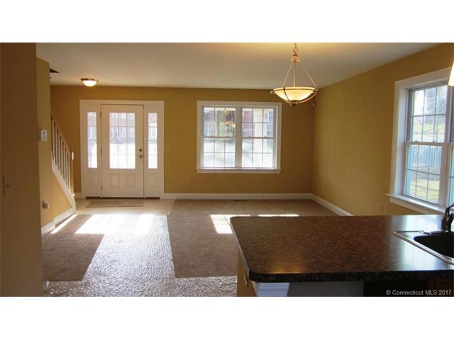 96 Wyllys, Hartford, CT 06114
