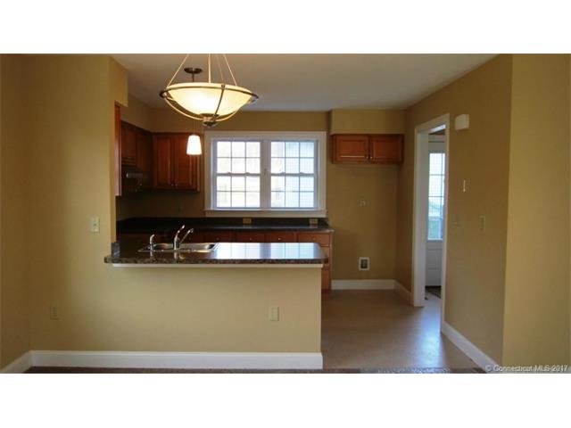 96 Wyllys, Hartford, CT 06114