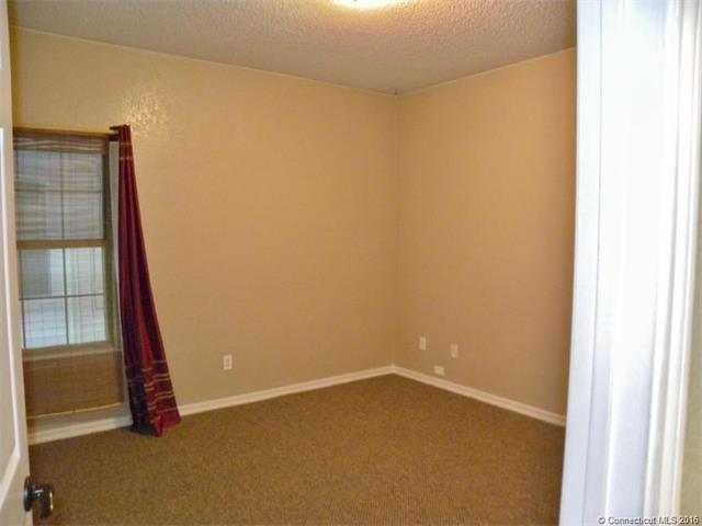 31 High St, E Hartford, CT 06118