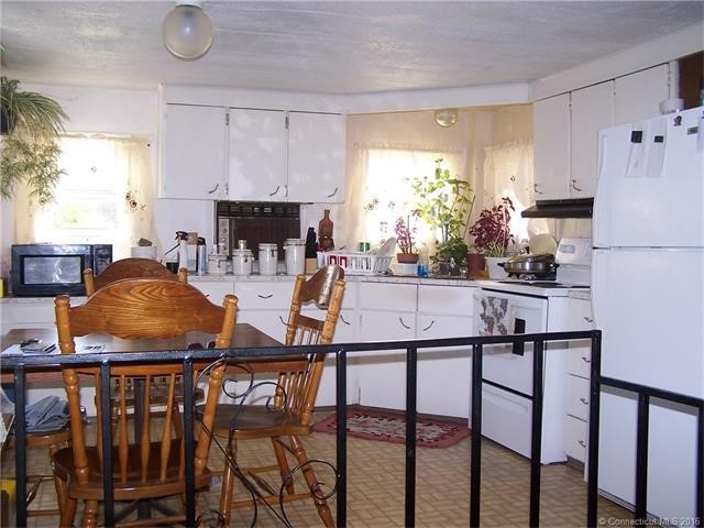 22Sioux Rd, E Hartford, CT 06118