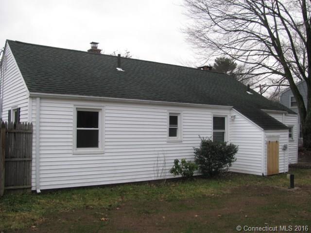 154 Crescent Dr, E Hartford, CT 06118