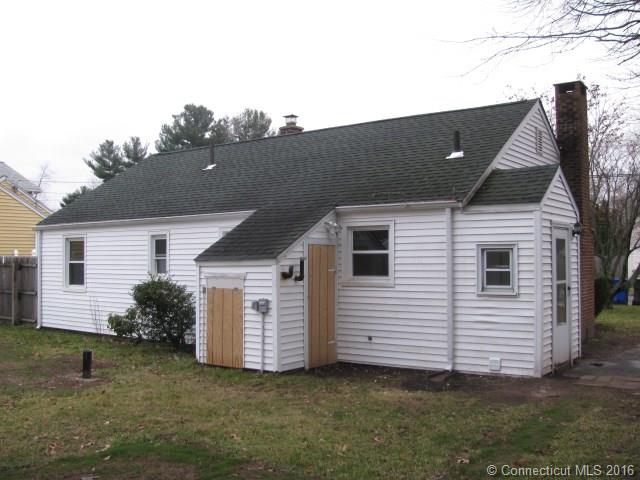154 Crescent Dr, E Hartford, CT 06118