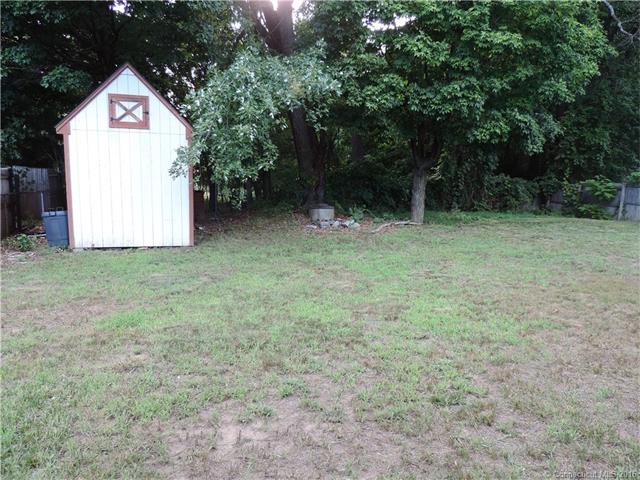 190 Greenwood St, E Hartford, CT 06118