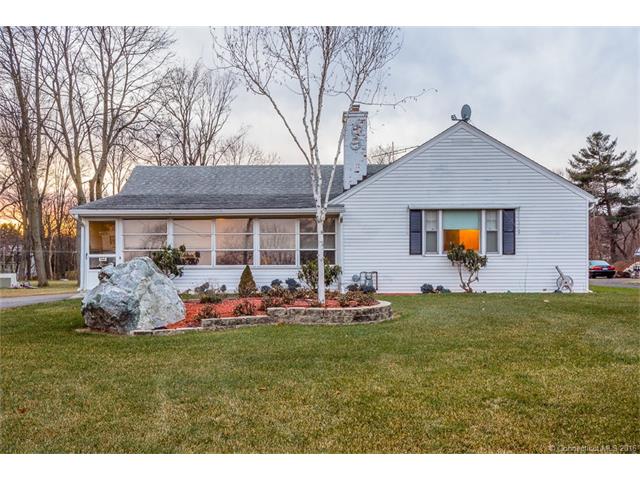 803 Oak St, E Hartford, CT 06118
