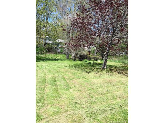 72Mallard Dr, E Hartford, CT 06118