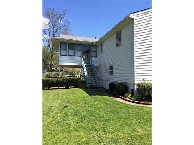 72Mallard Dr, E Hartford, CT 06118