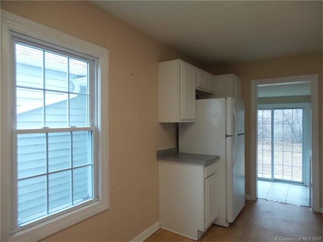 42 Canterbury St, E Hartford, CT 06118