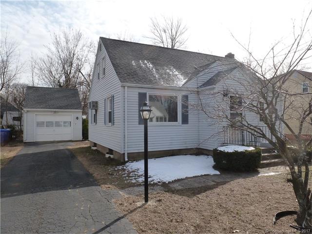 135 Whiting Rd, E Hartford, CT 06118