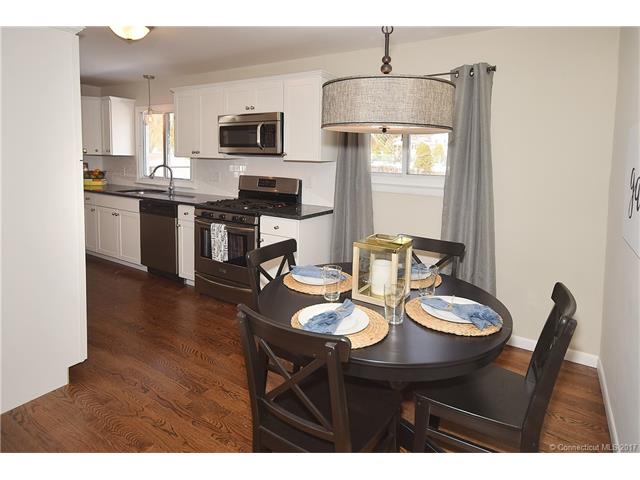 124Deborah Dr, E Hartford, CT 06118