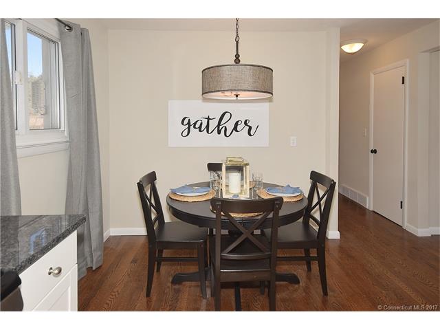 124Deborah Dr, E Hartford, CT 06118
