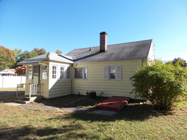 21 Martin CircleEast Hartford, CT, 06118Hartford County