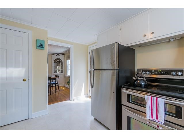 147Richard St, W Hartford, CT 06119
