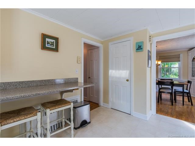147Richard St, W Hartford, CT 06119