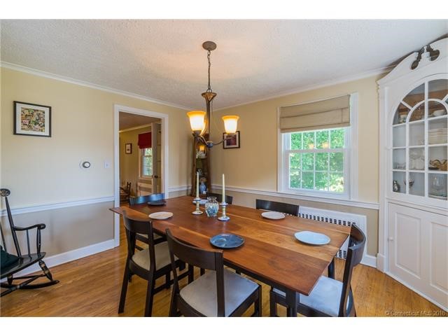 147Richard St, W Hartford, CT 06119