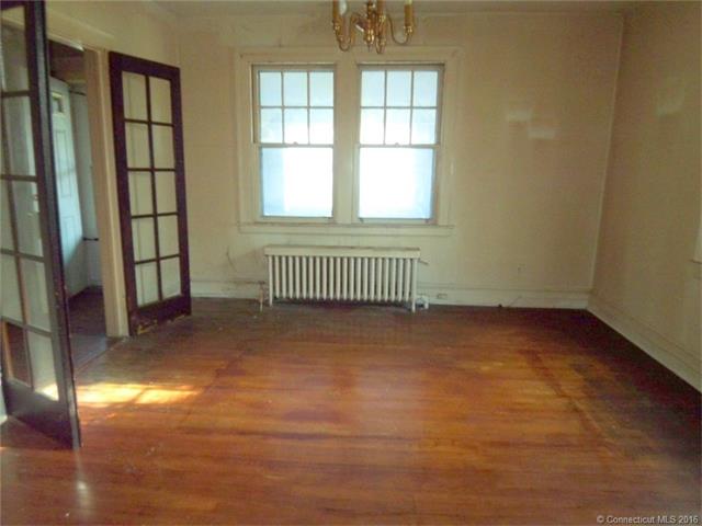 259 Martin St, Hartford, CT 06120