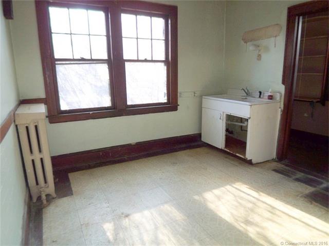 259 Martin St, Hartford, CT 06120