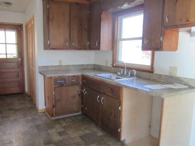 14 Hewitt StWillimantic, CT, 06226Windham County