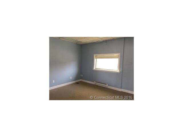412 Providence Rd, Brooklyn, CT 06234