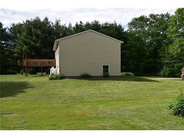 473 Wauregan Rd, Brooklyn, CT 06234