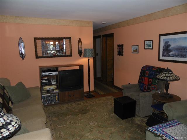 201 Allen Hill Rd, Brooklyn, CT 06234