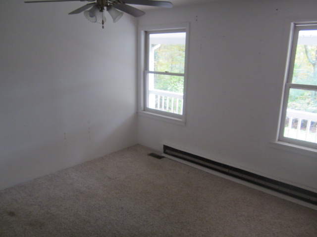 80 Davis RdChaplin, CT, 06235Windham County