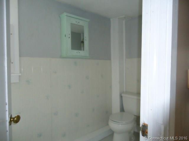 1084 Boston Tpke, Coventry, CT 06238